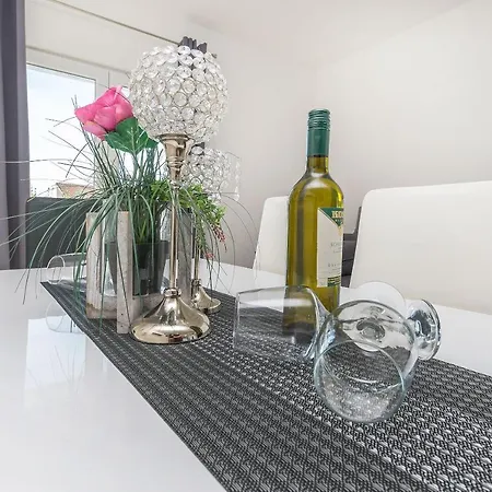 Lorenzo Apartman Lokva Rogoznica