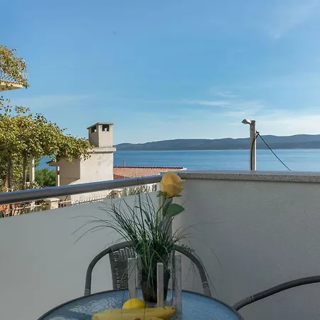 Lorenzo Apartman *