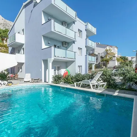 Apartman Lorenzo *