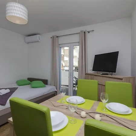 Lorenzo Apartman